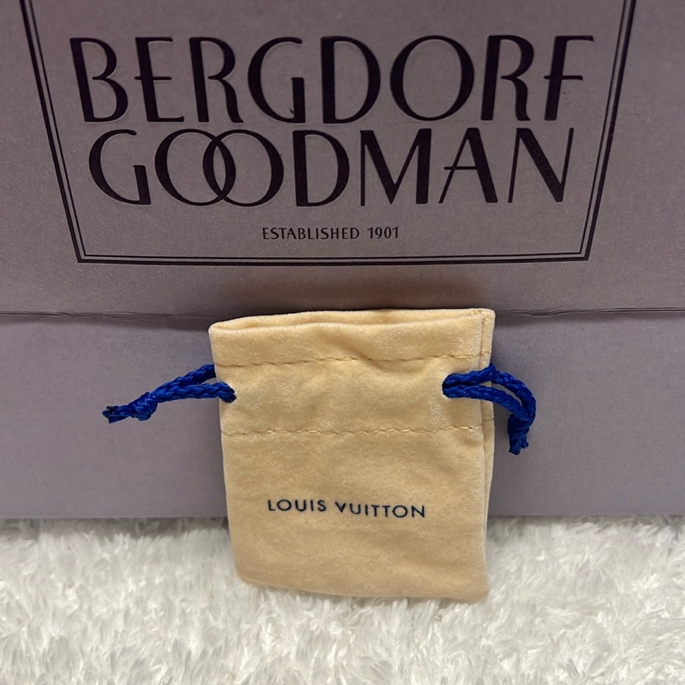 Louis Vuitton small jewelry or cufflink pouch NEW
